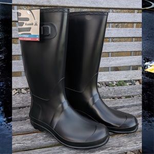 NWT Kamik Olivia Black Rain Boots Women’s 10